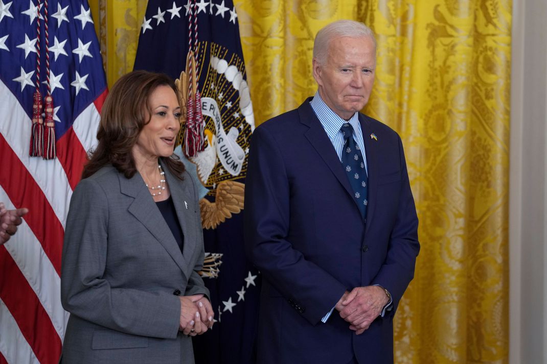 Präsident Joe Biden hofft auf einen Wahlsieg seiner Parteikollegin Kamala Harris.