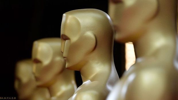 Oscar-Statue-2-getty-AFP
