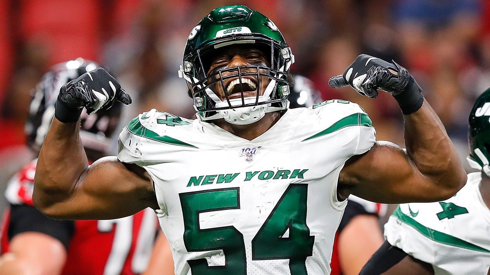 
                <strong>Avery Williamson - Linebacker </strong><br>
                Von den New York Jets zu den Pittsburgh Steelers - Es gab während dieser Trade-Deadline wohl keinen größeren Gewinner als Avery Williamson. Der Linebacker wurde für einen Fünftrundenpick im Jahr 2022 von den sieglosen New York Jets (0-8) zu den ungeschlagenen Pittsburgh Steelers (7-0) getradet und kann sich plötzlich berechtigte Hoffnungen auf die Playoffs und eine mögliche Super-Bowl-Teilnahme machen. Auch die Steelers selbst profitieren von dem Trade: Williamson soll nämlich den verletzungsbedingten Ausfall von Star-Linebacker Devin Bush kompensieren.
              