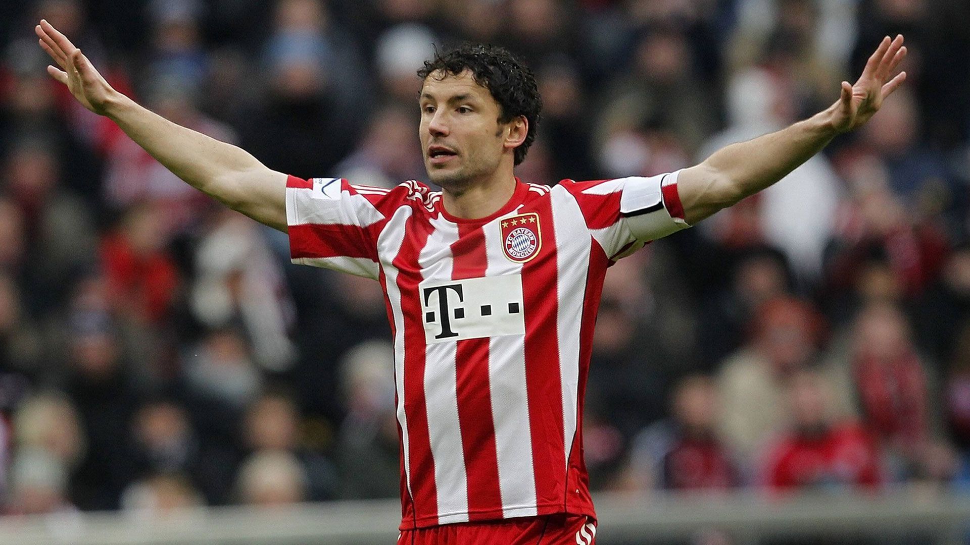 
                <strong>Mark van Bommel</strong><br>
                Wechsel während der Saison: 2010/11 -Pflichtspiele für den FC Bayern: 187 -Pflichtspieltore für den FC Bayern: 16 -Aufnehmender Verein: AC Mailand
              