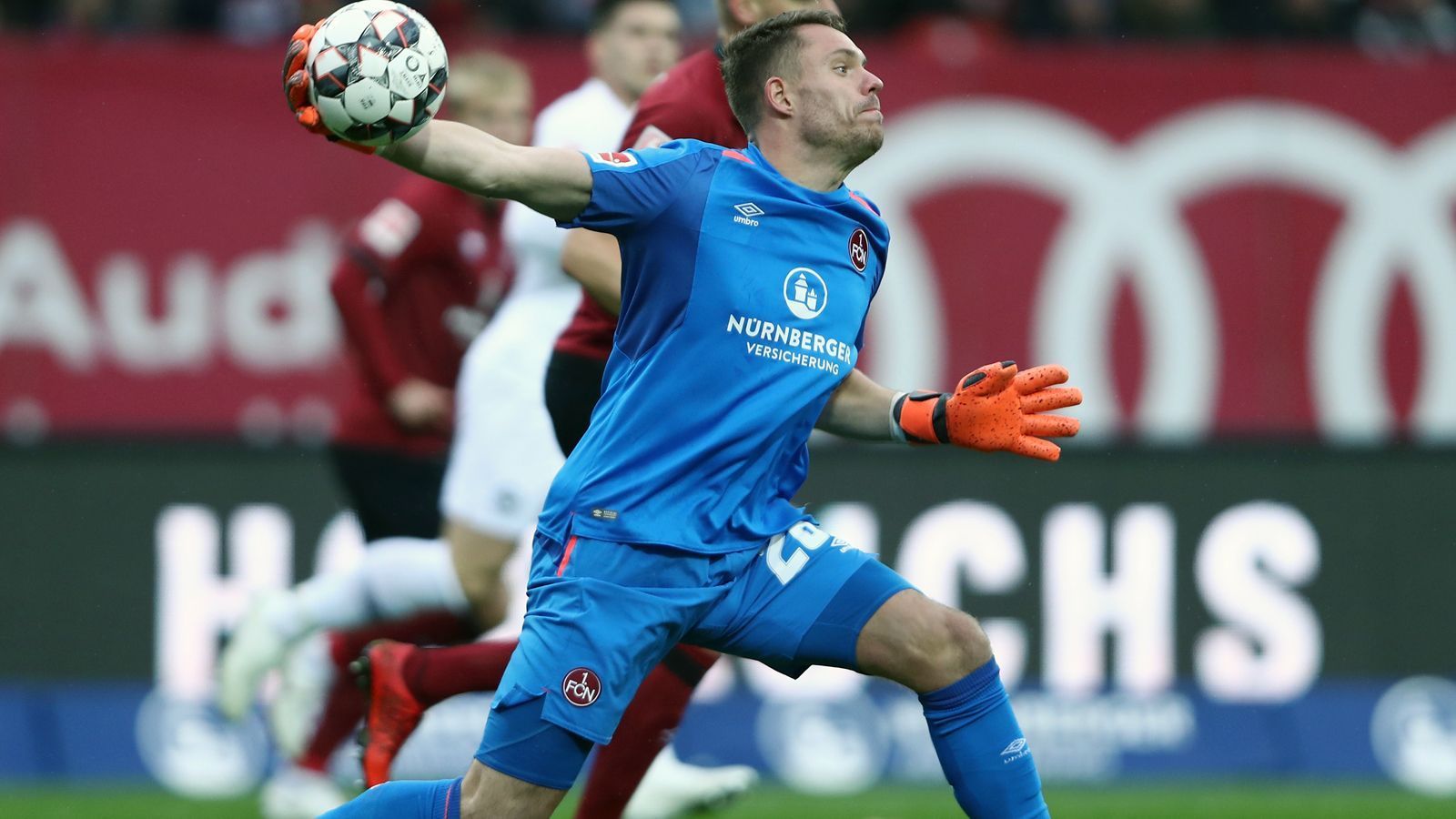 
                <strong>Christian Mathenia (1. FC Nürnberg)</strong><br>
                Paraden in der Saison 2018/19: 13Saison-Einsätze: 3
              