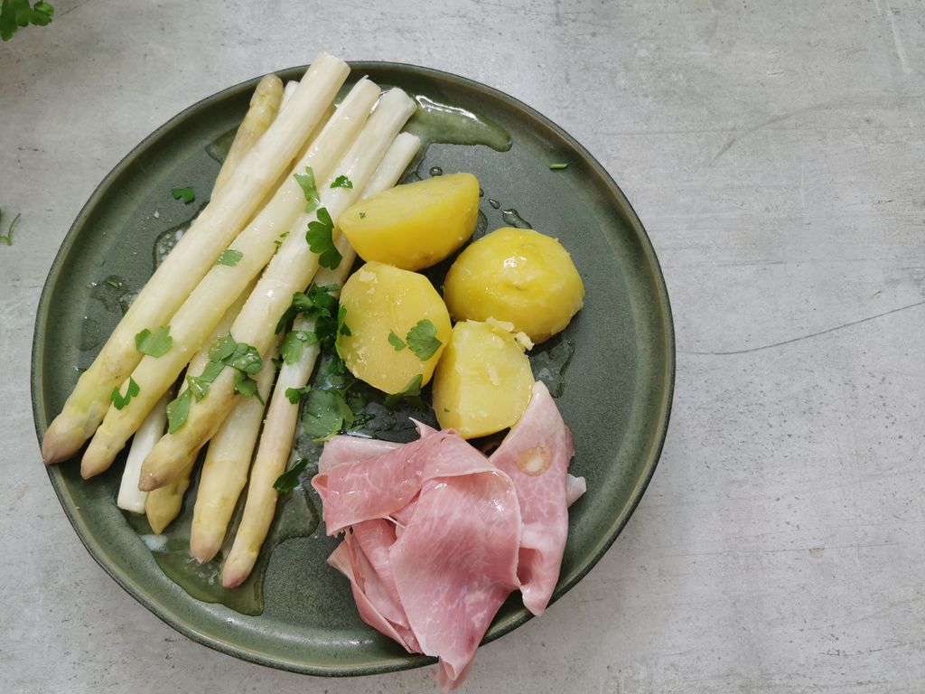 Schnell gekocht: Spargel mit Kartoffeln und Butter aus dem Thermomix