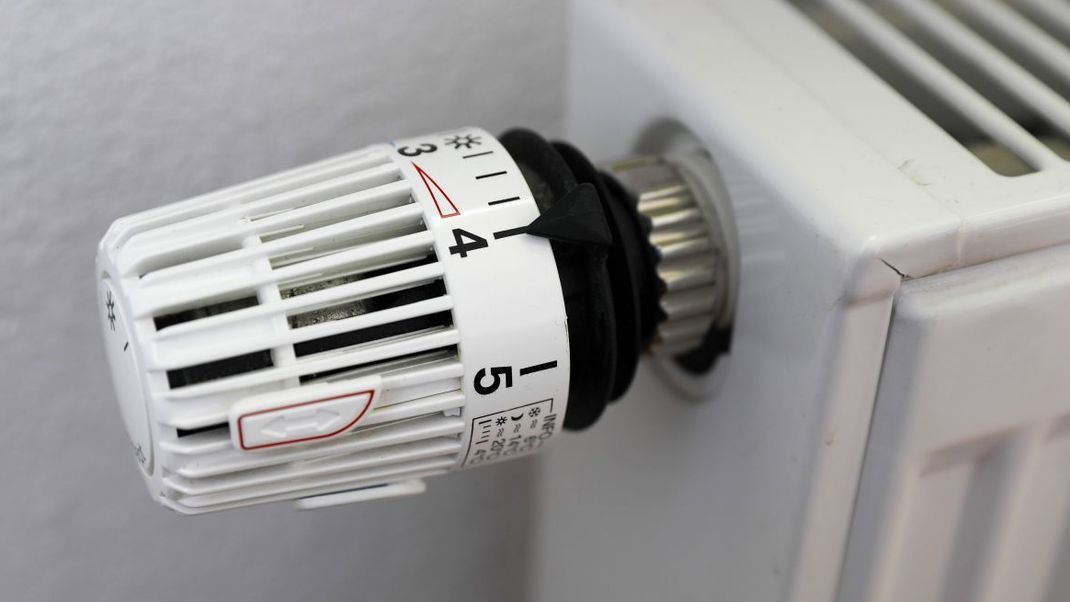 Zwei Jahre nach Inkrafttreten will die schwarz-rote Bundesregierung das Gebäudeenergiegesetz reformieren und technologieoffener gestalten.