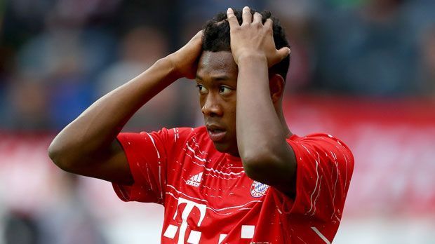 
                <strong>Platz 4: David Alaba (3/5) - 60%</strong><br>
                Platz 4 (geteilt): David Alaba (3/5) - 60%. Der nächste weniger erfolgreiche Bayer vom Punkt. Zwar verwandelte David Alaba auch wichtige Elfer, wie im Halbfinale der Champions League 2011/12. In der Bundesliga stehen drei erfolgreichen Versuchen allerdings auch schon zwei Fehlschüsse gegenüber.
              