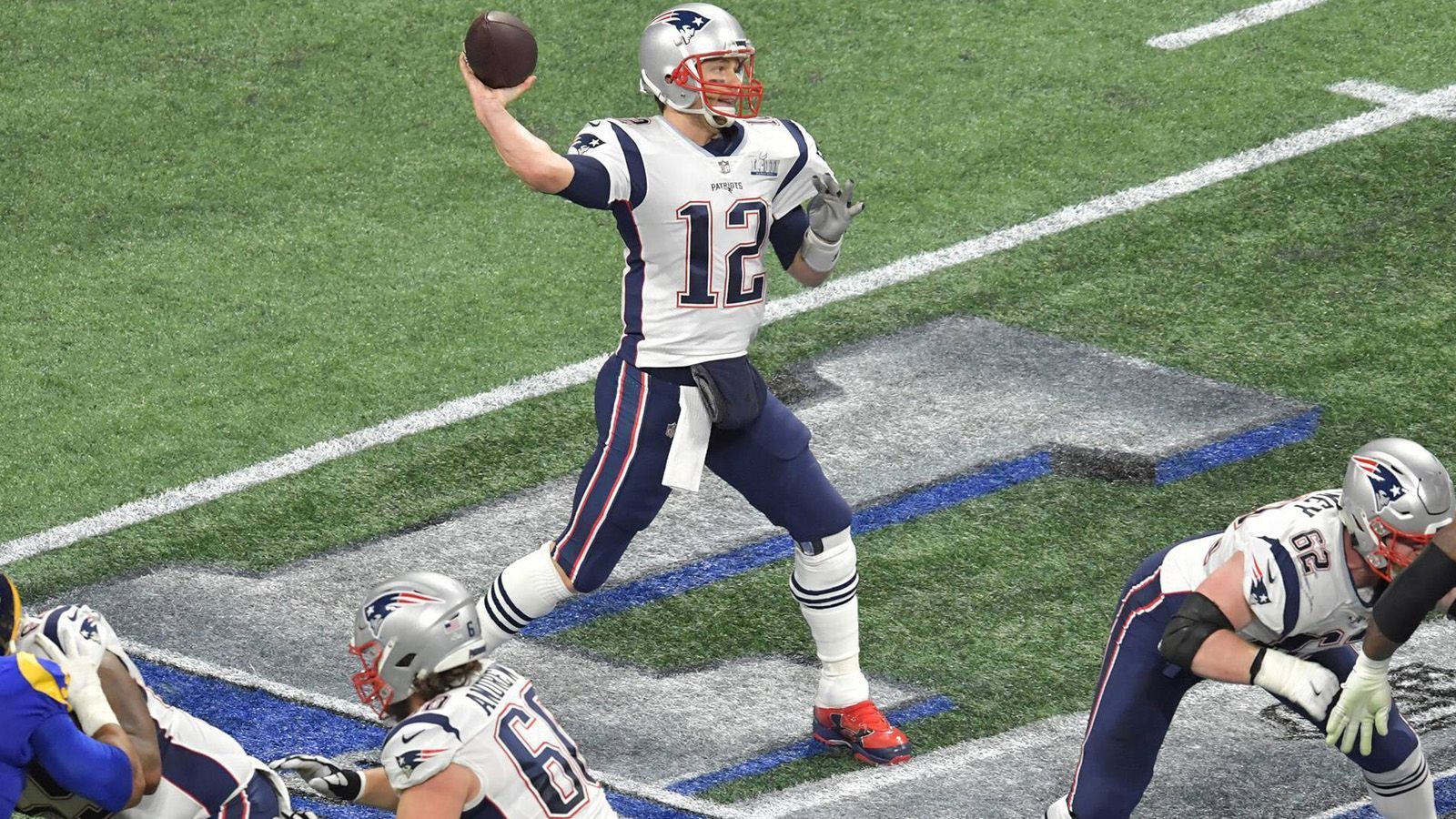 
                <strong>Platz 1: Tom Brady</strong><br>
                Team: New England PatriotsPosition: Quarterback
              