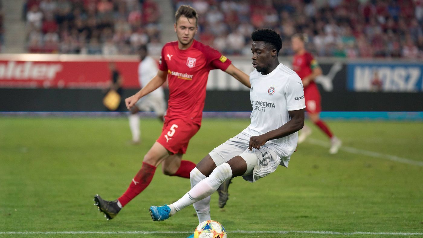 
                <strong>Alphonso Davies</strong><br>
                Für ihn war Bayern II bloß ein Übergangsstopp, um Spielpraxis zu sammeln. Alphonso Davies spielte dreimal in der 3. Liga, bevor er als Linksverteidiger bei den Profis so richtig durchstartete.
              