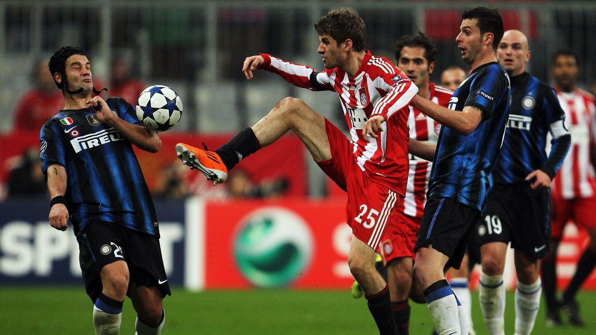 Chivu gegen Müller