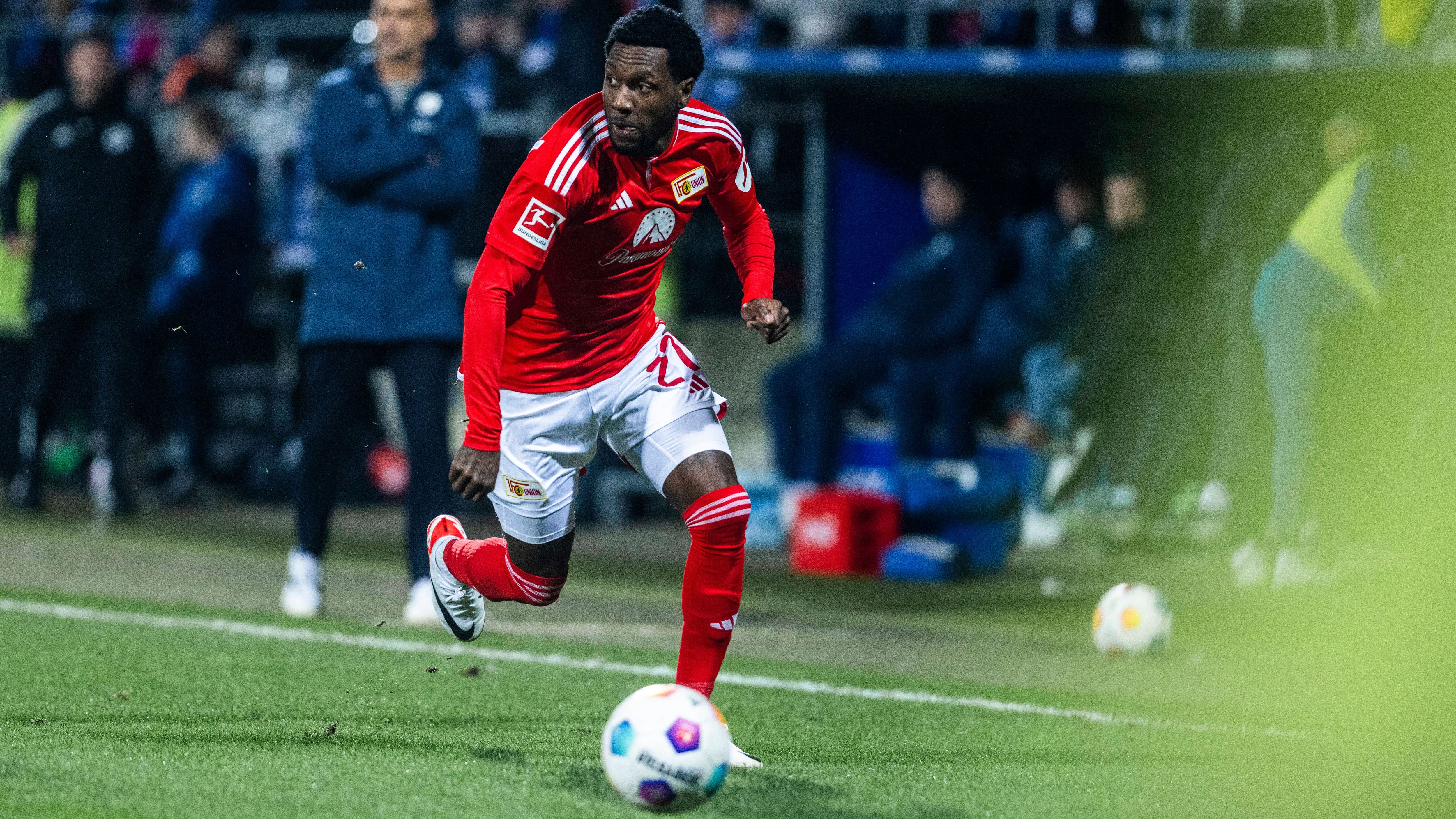 <strong>Sheraldo Becker (Real Sociedad)</strong><br>Die Zeit von Sheraldo Becker bei Union Berlin ist vorbei. Der 28-Jährige wechselt mit sofortiger Wirkung zu Real Sociedad San Sebastian nach Spanien. Dort unterschreibt der schnelle Angreifer einen Vertrag über zweieinhalb Jahre. An der alten Försterei machte Becker 140 Pflichtspiele, in denen ihm 50 Torbeteiligungen gelangen. Beide Klubs haben den Transfer bereits bestätigt. Union soll demnach fünf Millionen Euro Ablöse erhalten.