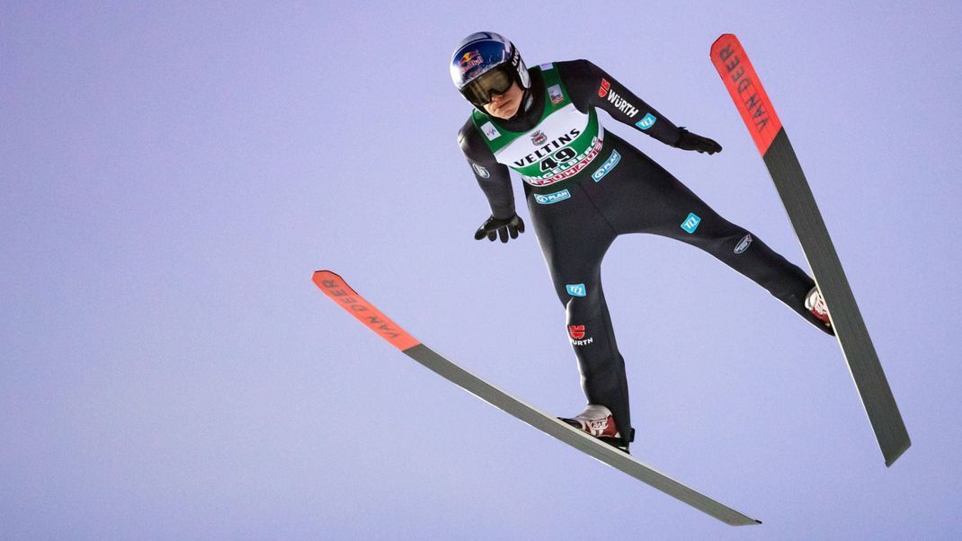 Ski jumping, Skispringen, Ski, nordisch - FIS WC Engelberg ENGELBERG,SWITZERLAND,16.DEC.23 - NORDIC SKIING, SKI JUMPING - FIS World Cup, large hill, men. Image shows Andreas Wellinger (GER). PUBLICATIONxNOTxINxAUTxSUIxSWE GEPAxpictures xMaticxKlansek