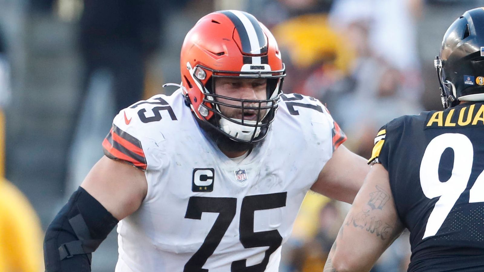 
                <strong>Joel Bitonio</strong><br>
                Position: Left GuardTeam: Cleveland Browns 
              