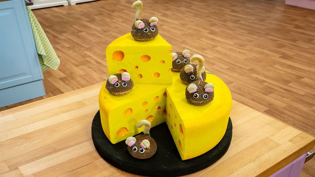 Windbeutel mit Hagebutten-Füllung und Ricotta-Zimt-Creme: Rezept aus ...