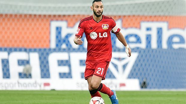 
                <strong>Ömer Toprak (Bayer Leverkusen)</strong><br>
                Ömer Toprak (Bayer Leverkusen): Leverkusen trifft auf Barcelona. Auch ohne Superstar Lionel Messi haben die Katalanen mit Neymar und Luis Suarez einen hochkarätigen Sturm. Doch ausgerechnet Abwehr-Bollwerk Ömer Toprak ist verletzt. Wegen eines Sehnenrisses fällt der Türke wohl noch bis Jahresende aus.
              