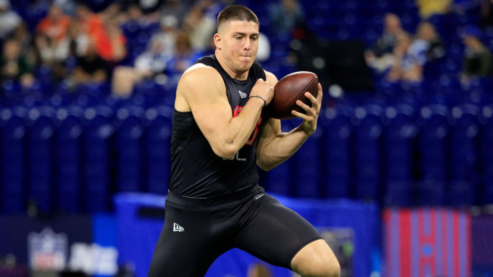 
                <strong>15. Pick: Philadelphia Eagles - George Karlaftis (Purdue), Edge Rusher</strong><br>
                Alternative, wenn noch da: McDuffie.Die Draft Needs der Eagles: DL, WR, DB
              