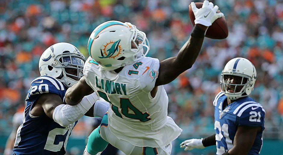 
                <strong>Miami Dolphins: Jarvis Landry (Wide Receiver)</strong><br>
                Jarvis Landry war der erste prominente Franchise Tag der Saison 2018. Der Top-Receiver der Miami Dolphins wäre eigentlich nach dem Auslaufen seines Rookie-Vertrages Free Agent geworden, wird nun aber angeblich unter dem Non Exklusive Franchise Tag gehalten. 16 Millionen Dollar ist den Dolphins ein weiteres Jahr mit dem 25-Jährigen wert. Bis 16. Juli haben beide Seiten Zeit, sich auf einen längerfristigen Vertrag zu einigen. Folgende NFL-Spieler sind auch noch Kandidaten für einen Franchise Tag ...
              