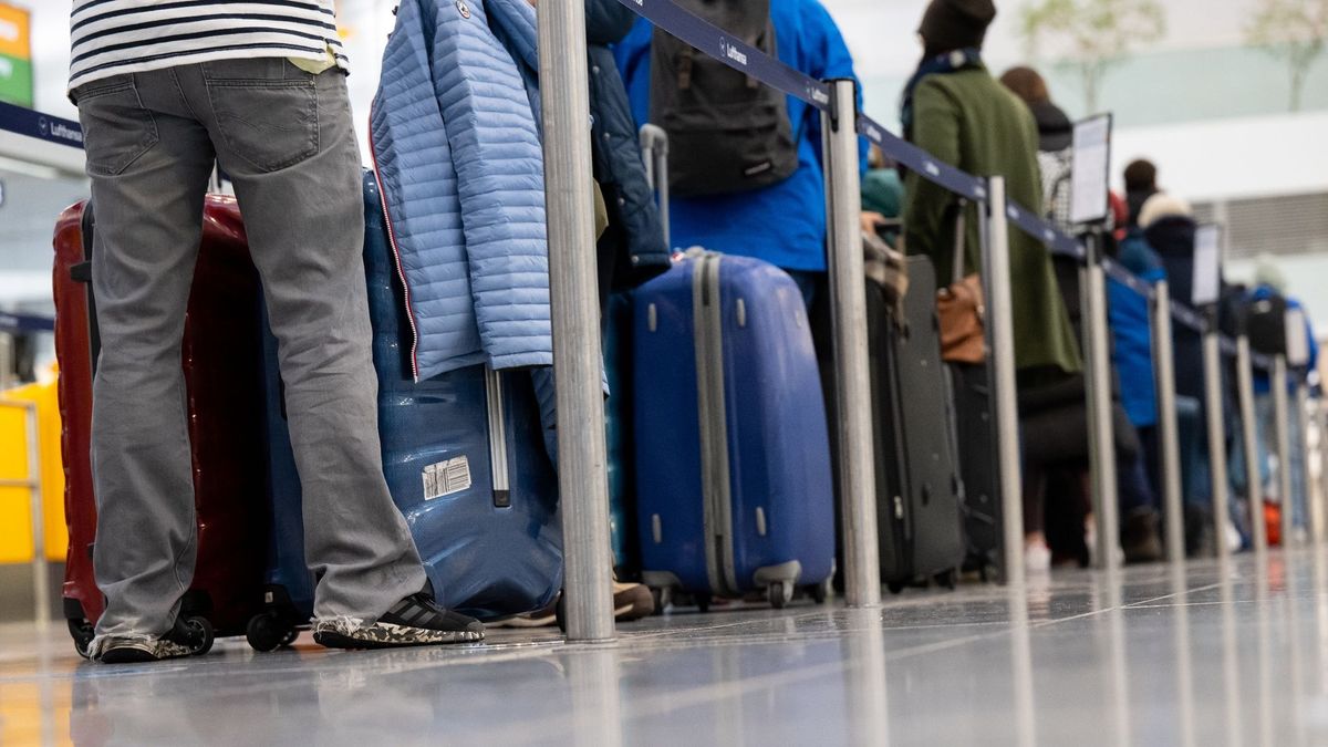 Passagiere am Flughafen