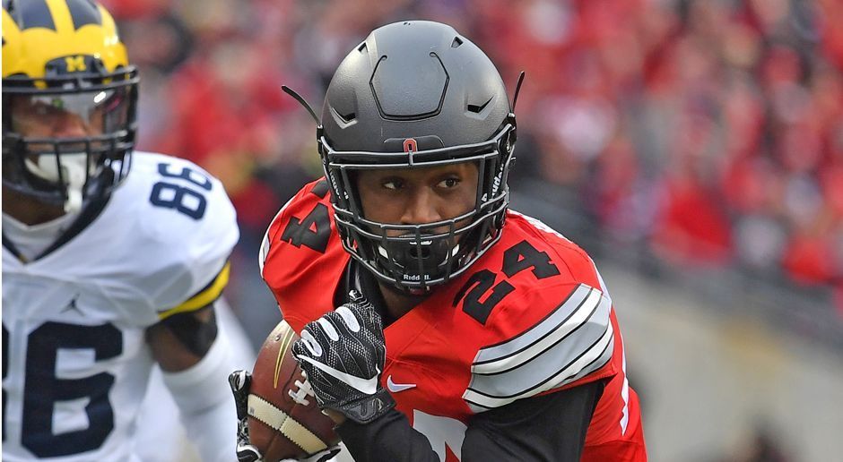 
                <strong>Pick 7 – Los Angeles Chargers: Malik Hooker (Safety, Ohio State)</strong><br>
                Die Chargers haben den Weggang Eric Weddles nicht so verkraftet, wie sie es sich vorgestellt hatten, und während sich Joey Bosa mit einer fantastischen Rookie-Saison vorne in der Defense prächtig entwickelt hat, könnte ein Safety vom Kaliber Malik Hookers die Chargers-Defense zu einer ernstzunehmenden Macht in der AFC West werden lassen. Dass er sich nach der Highschool auch genauso gut für ein Basketball-Stipendium hätte entscheiden können, sagt viel über seine Fähigkeiten und Athletik aus. Die Saison 2016 beendete der All-American mit 74 Tackles, sieben Interceptions und vier Passverteidigungen. Dass seine Name in den Analysen in einem Atemzug mit dem von Ed Reed genannt wird, ist nicht weniger beeindruckend.
              