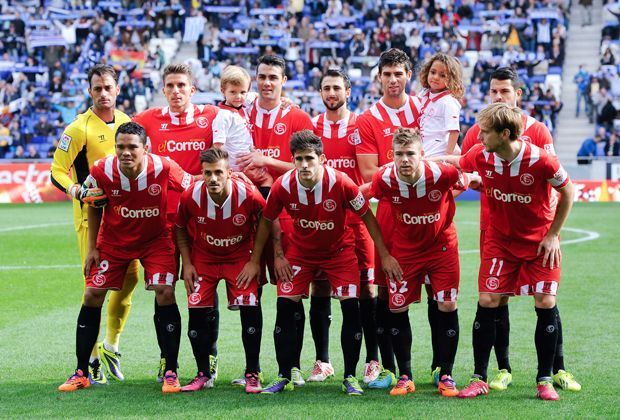 
                <strong>Sevilla FC</strong><br>
                Das deutsche Schreckgespenst: Der FC Sevilla um die beiden deutschen Akteure Marko Marin und Piotr Trochowski schaltete in der Gruppenphase den SC Freiburg aus
              
