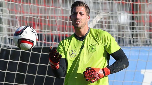 
                <strong>Kevin Trapp (Paris St. Germain)</strong><br>
                Kevin Trapp (Paris Saint-Germain): Der Torhüter darf sich berechtigte Hoffnungen auf eine EM-Teilnahme in seiner neuen Wahlheimat machen. Er etabliert sich in Paris auf Anhieb zur Nummer 1. Bei der 0:2-Niederlage in Paris gegen Frankreich gehört Trapp erstmals dem Kreis der A-Nationalmannschaft an, kommt jedoch nicht zum Einsatz. Dennoch könnte Trapp durchaus einer der zwei Backups von Manuel Neuer werden und etwa Ron-Robert Zieler verdrängen. ran-Voting: 9 Prozent.
              