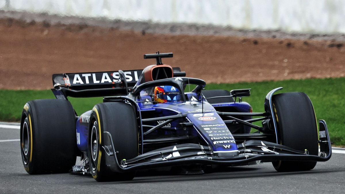 Carlos Sainz drehte am Freitag eine erste Runde mit dem Williams FW47