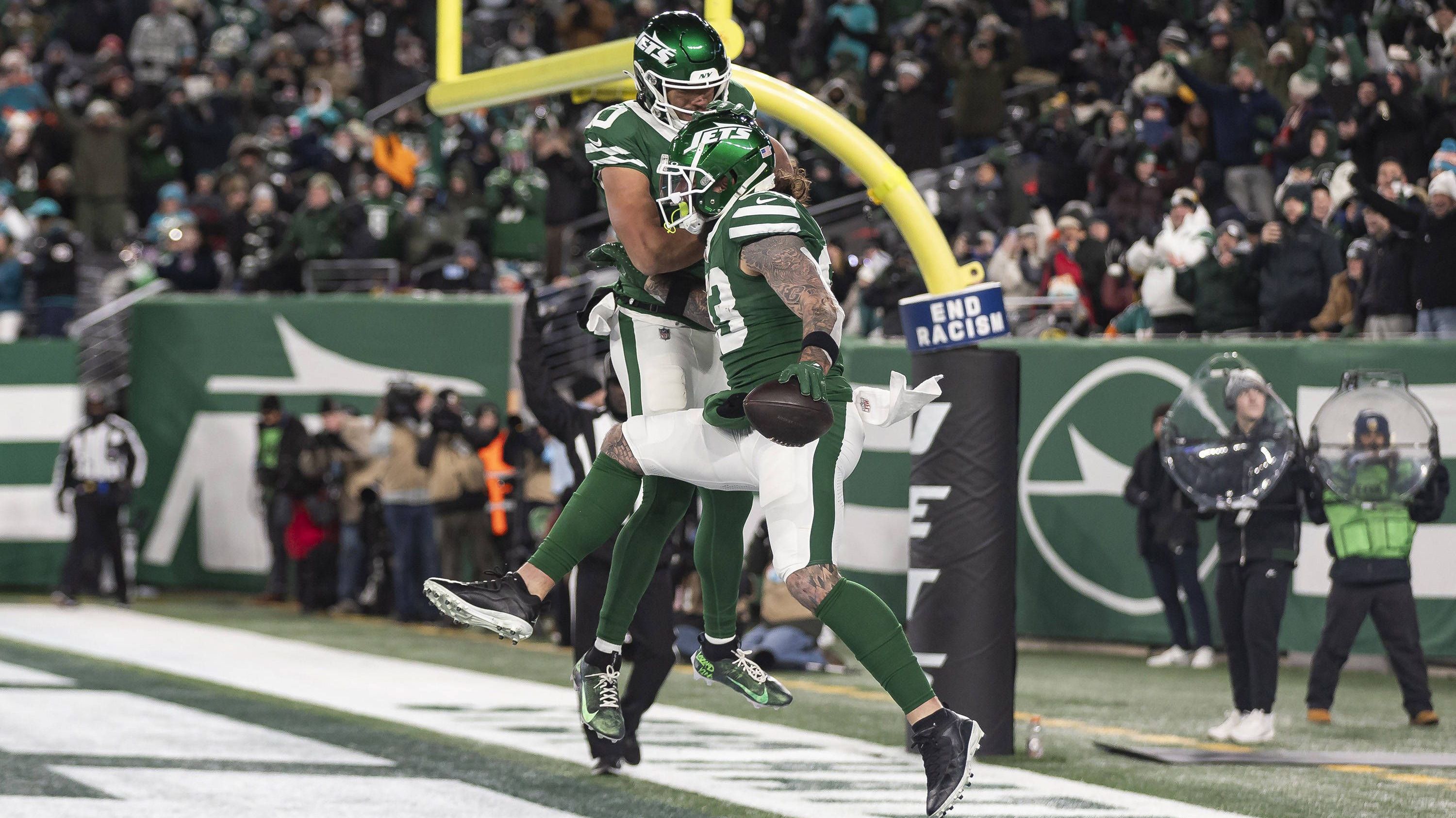 <strong>New York Jets</strong><br>Offizielles Maskottchen: kein offizielles Maskottchen<br>ChatGPT: Jetstream Joe<br>Erklärung: Tempo, Stil und New York