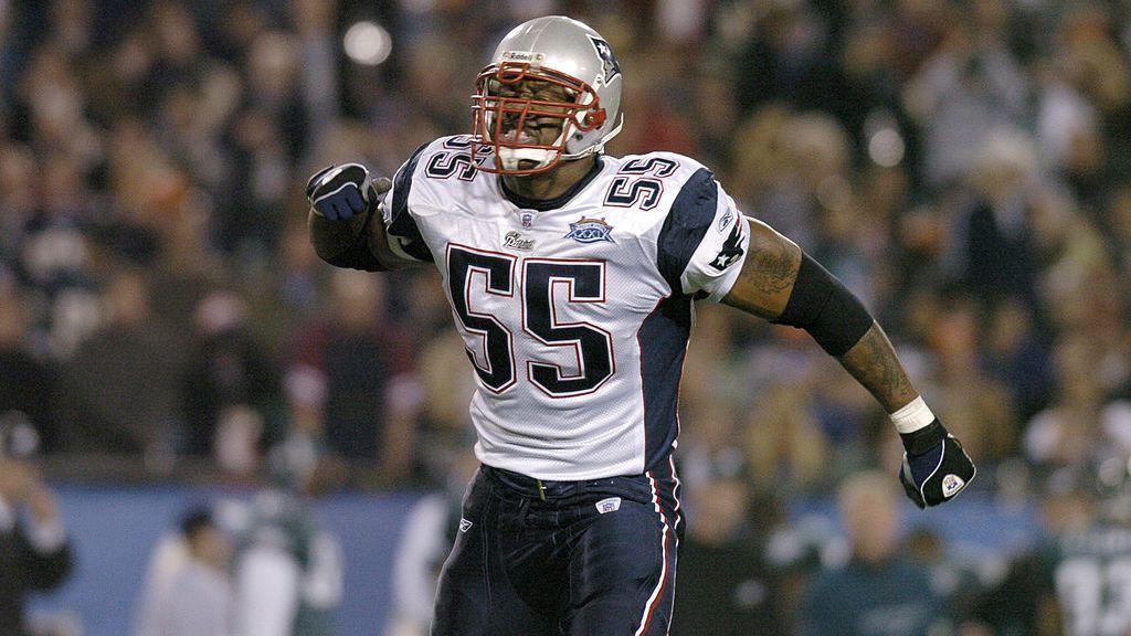 
                <strong>Outside Linebacker</strong><br>
                Willie McGinest (im Bild): 1994 - 2005, 171 Spiele, 3 Super Bowl-SiegeRob Ninkovich: 2009 - 2016, 123 Spiele, 2 Super Bowl-SiegeMike Vrabel: 2001 - 2008, 115 Spiele, 3 Super Bowl-Siege
              