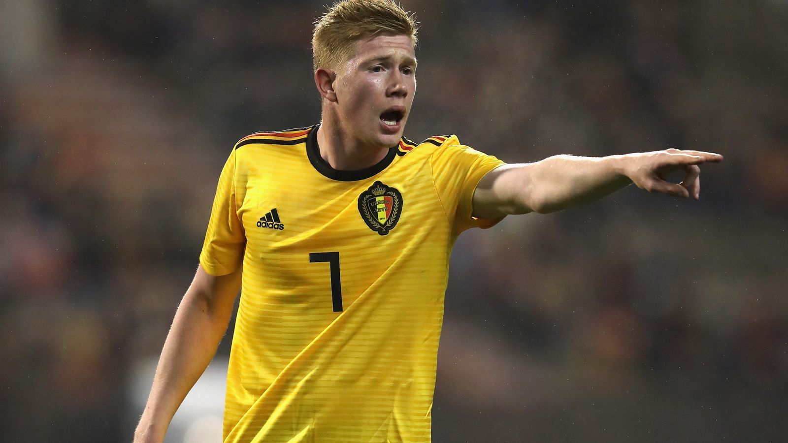 
                <strong>Platz 3: Kevin de Bruyne (Belgien)</strong><br>
                Platz 3: Kevin de Bruyne (Belgien) - Marktwert: 150 Millionen Euro
              