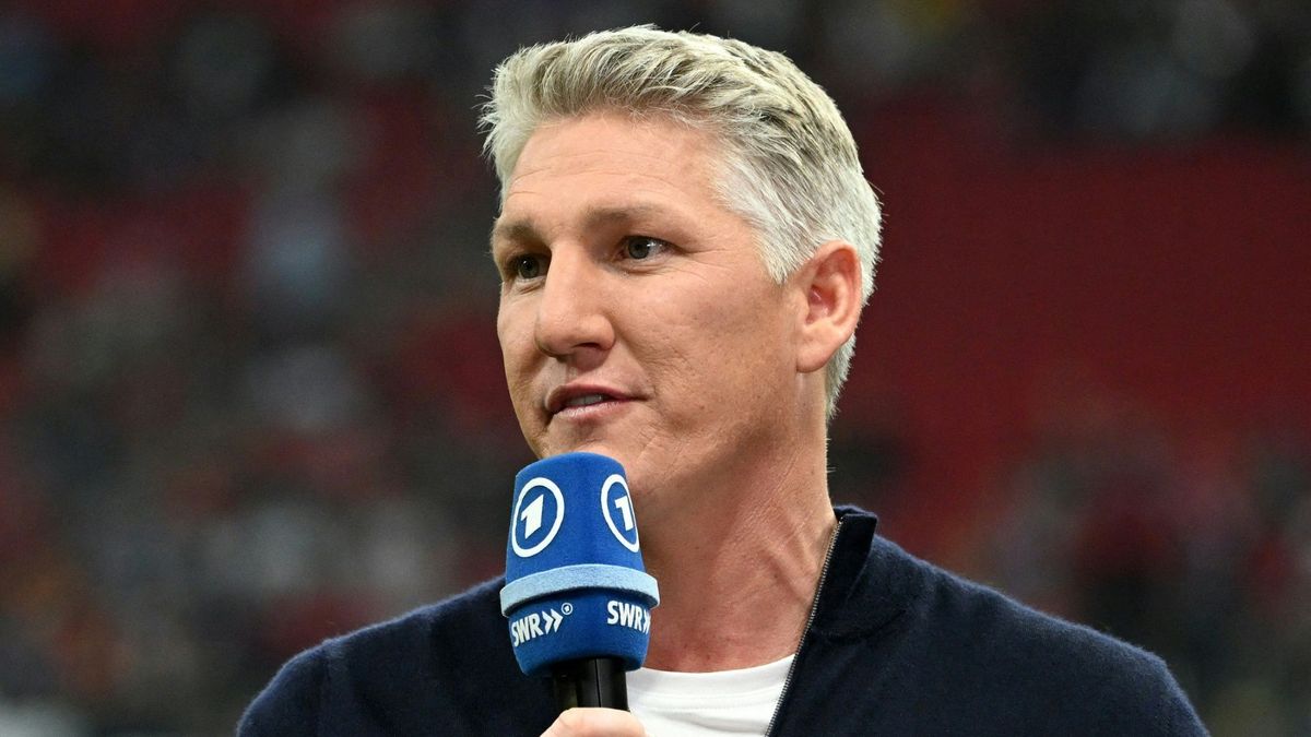 Bastian Schweinsteiger am ARD-Mikrofon