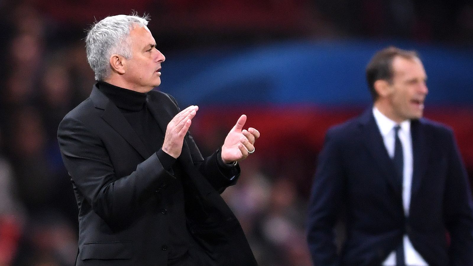 
                <strong>Zurück zur alten Liebe: CR7 mit Juve in Manchester</strong><br>
                Auch für Jose Mourinho war es ein spezielles Spiel. Der Portugiese steht seit Wochen in der Kritik, erst am Wochenende kochten beim FC Chelsea die Emotionen hoch, als er mit Chelsea-Assistent Marco Ianni aneinandergeriet. Diesmal blieb er handzahm. 
              