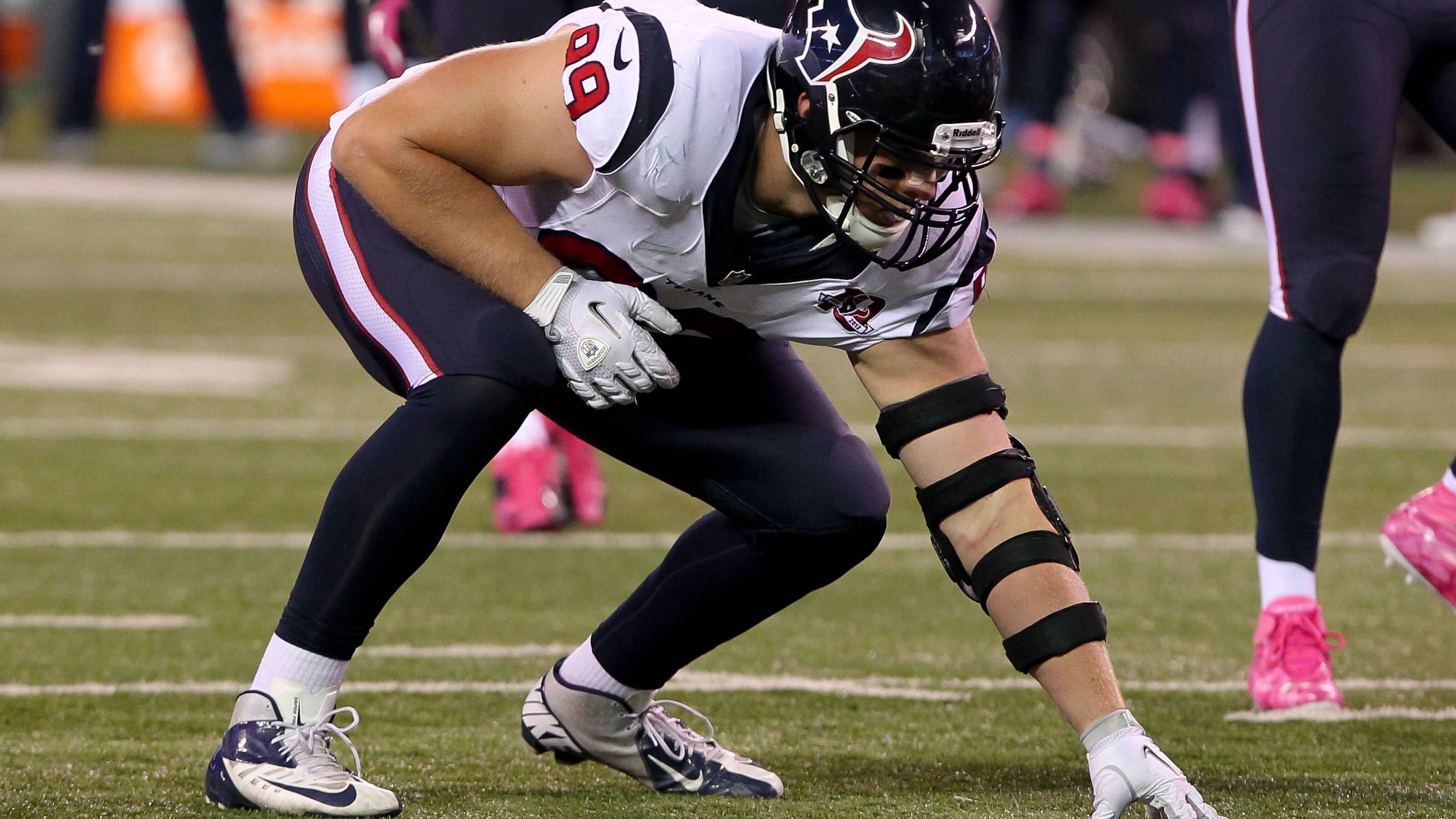 <strong>J.J. Watt (Defensive End, 2011 - 2022, Texans, Cardinals)</strong><br>Dreimal brachte er es in seiner NFL-Karriere zum Defensive Player of the Year, er erzielte in der Saison 2014 sogar ganze drei Touchdowns. Bei seinen beiden Teams blieben ihm die Chancen auf einen Super Bowl aber verwehrt.