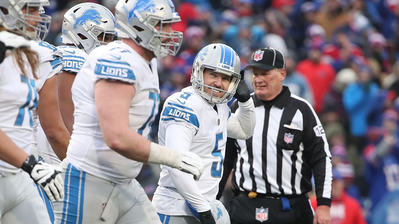 
                <strong>Detroit Lions</strong><br>
                Auch die Detroit Lions müssen sich die Playoffs vom Sofa aus anschauen. Auch unter dem neuen Head Coach Matt Patricia rückt die Postseason zeitig in weite Ferne.
              