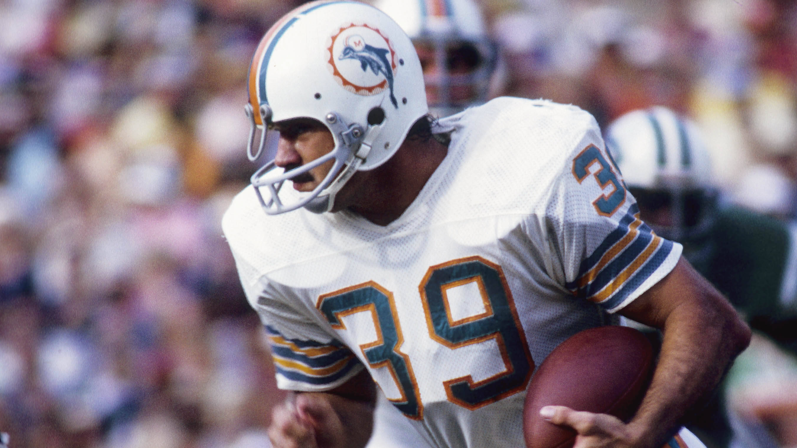 <strong>Miami Dolphins - Larry Csonka</strong><br>Rushing-Yards: 6.737<br>Rushing-Touchdowns: 53<br>Jahre im Team: 8<br>Absolvierte Spiele: 106