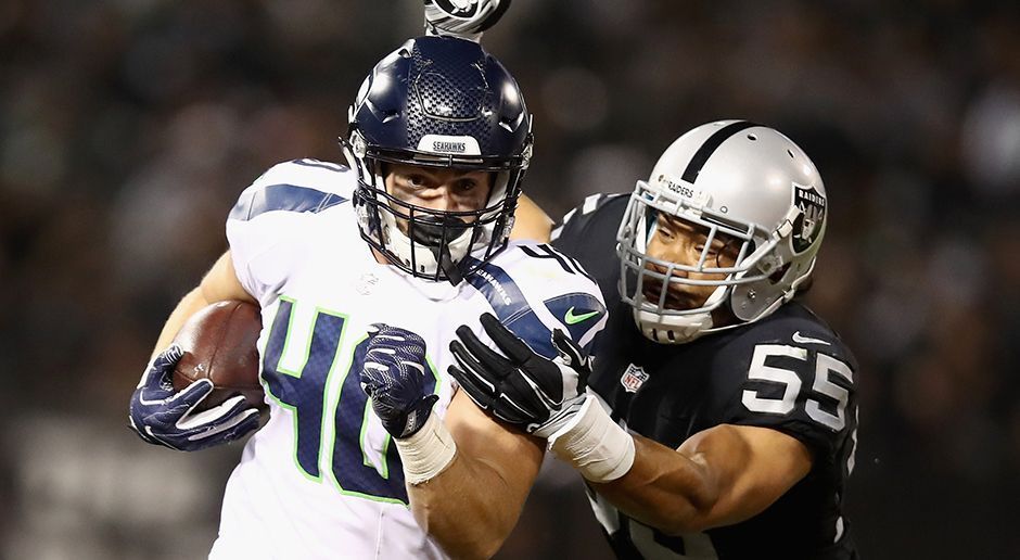 
                <strong>Week 4: Seattle Seahawks vs. Oakland Raiders (31. August)</strong><br>
                Die Seattle Seahawks haben wohl den härtesten Schedule der Preseason erwischt. In der letzten Woche muss das Team von Head Coach Pete Carroll gegen die Oakland Raiders antreten. Immerhin wird es ein freudiges Wiedersehen mit Marshawn Lynch geben, der seine ehemaligen Teamkollegen wohl mit offenen Armen empfangen wird.
              