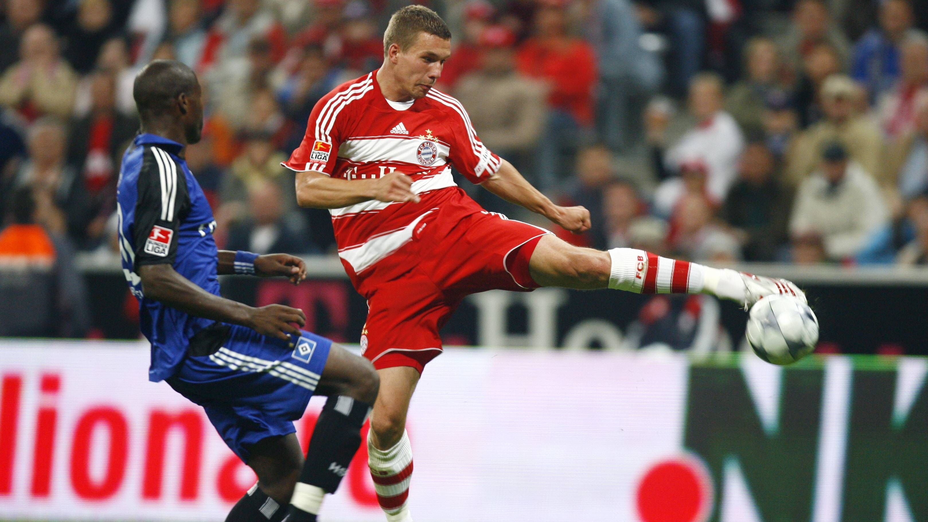 <strong>Saison 2008/09: FC Bayern – Hamburger SV 2:2</strong><br>Waren die verlorenen Punkte am Ende womöglich entscheidend? Die Bayern – trainiert von Jupp Heynckes und mit Stars wie Lucio, Franck Ribery oder Luca Toni - verpassten um zwei Zähler den Meistertitel. Der VfL Wolfsburg rockte mit Sturm-Duo Grafite und Edin Dzeko die Liga. Der HSV erreichte am Ende sogar das internationale Geschäft.