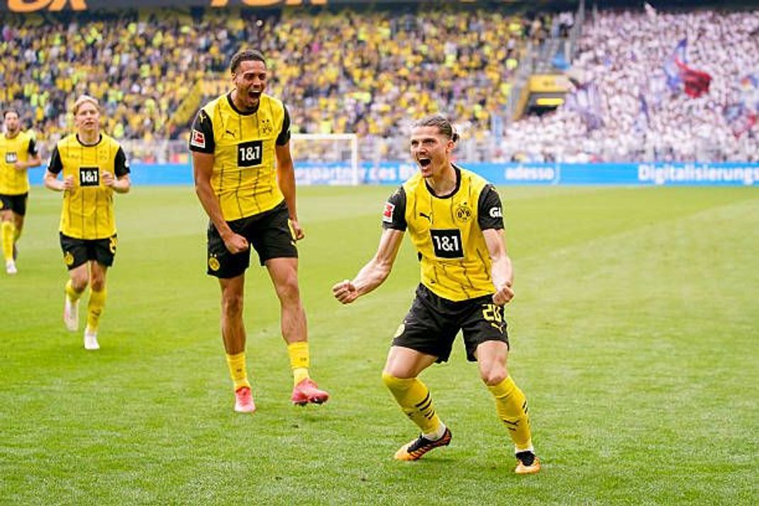 Felix Nmecha (l.) und Marcel Sabitzer beim Jubel