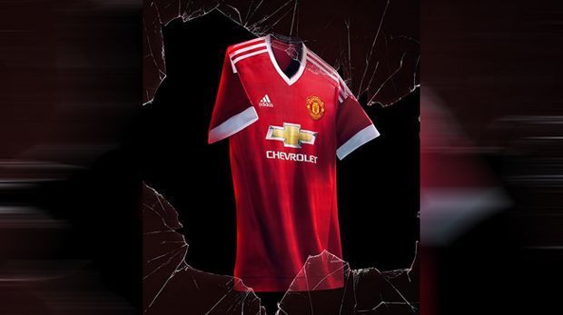 
                <strong>Manchester United</strong><br>
                Ab der Saison 2015/2016 wird United von Adidas gesponsort - und mit diesem Trikot werden die "Red Devils" bei allen Heimspielen einlaufen. 
              