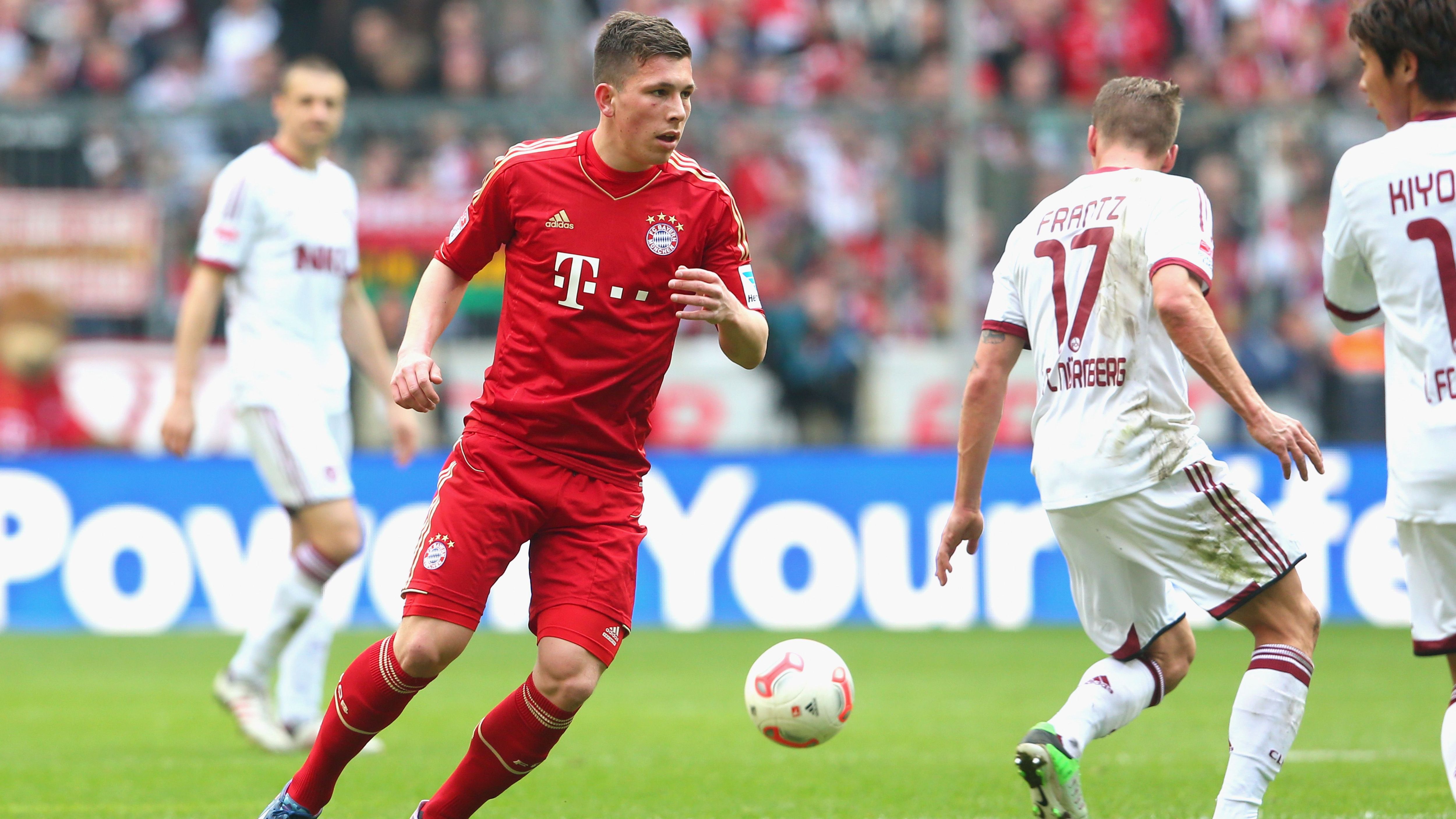 <strong>Platz 11: Pierre-Emile Höjbjerg</strong><br><strong>Alter beim Pflichtspiel-Debüt:</strong> 17 Jahre, acht Monate, acht Tage<br><strong>Begegnung:</strong> FC Bayern München - 1. FC Nürnberg 4:0 (13. April 2013, Bundesliga)