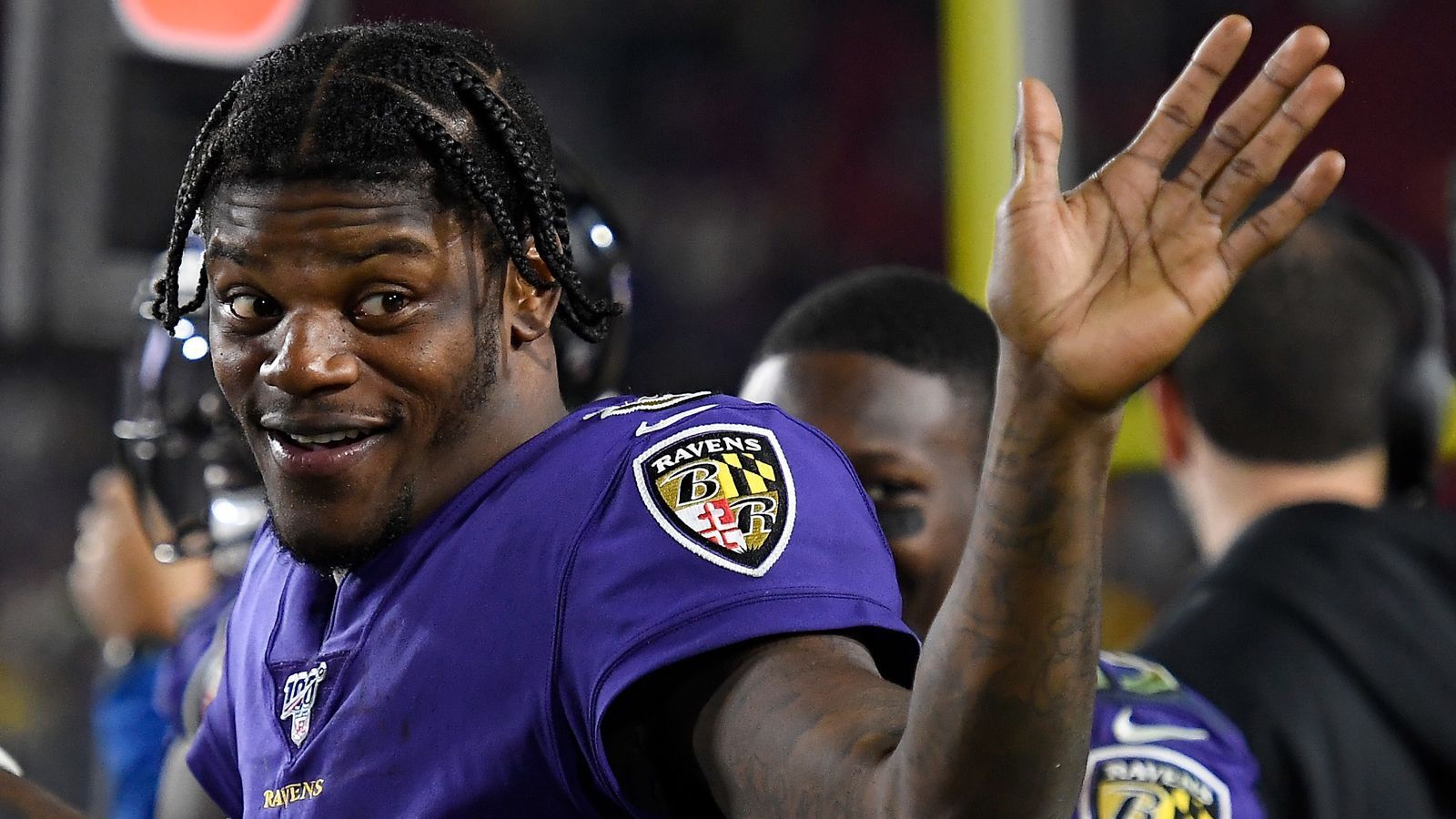 
                <strong>Lamar Jackson (13 Punkte)</strong><br>
                Auch Lamar Jackson kam nur auf 13 Punkte. Dass das kein Problem sein muss, zeigte der Quarterback bei den Ravens mit großartigen Leistungen und dem MVP-Titel 2019.
              