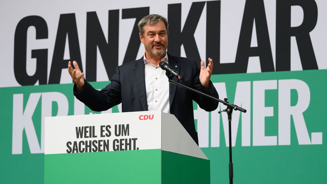 Markus Söder (CSU), Ministerpräsident von Bayern, spricht bei einer Wahlkampf-Veranstaltung der sächsischen CDU zur Landtagswahl in Sachsen.