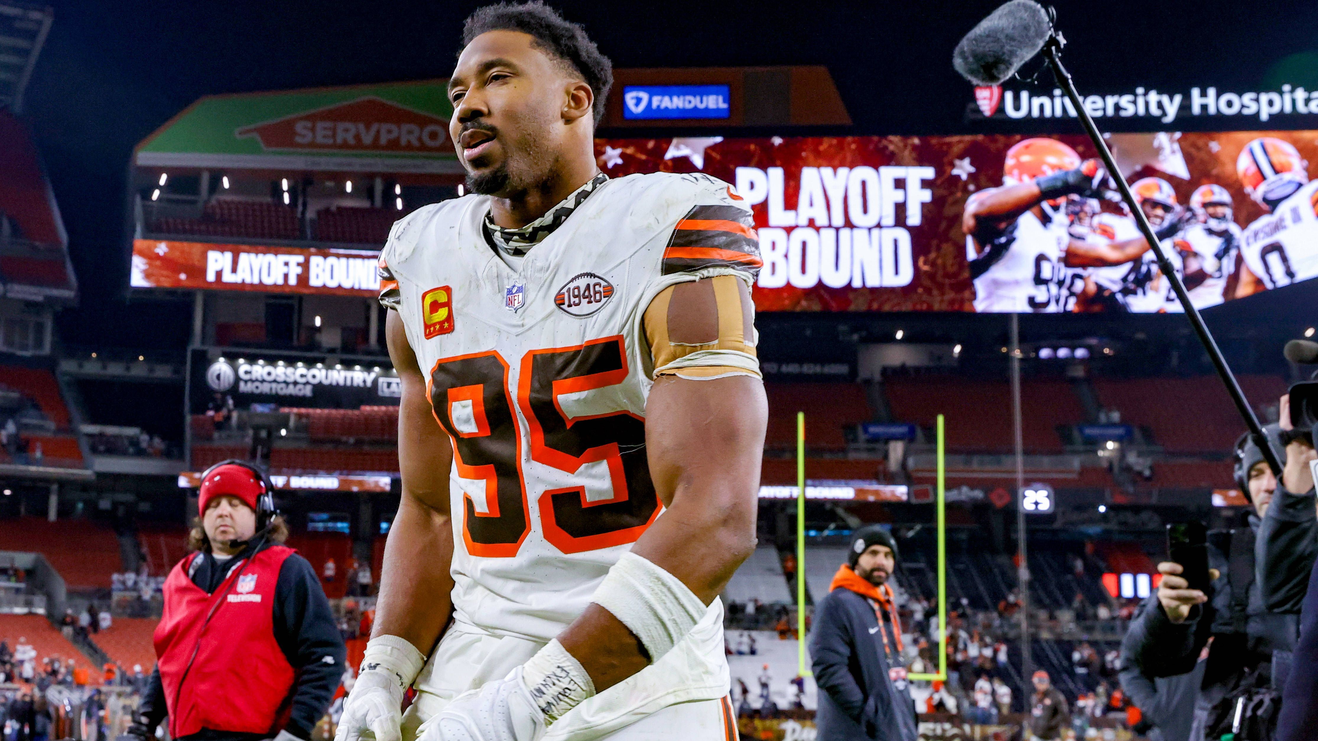 <strong>AFC: Defensive End</strong><br>Starter: Myles Garrett (Cleveland Browns)