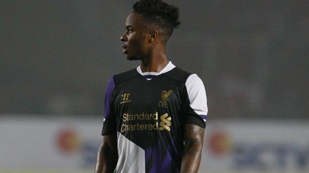 
                <strong>FC Liverpool - Ausweichtrikot</strong><br>
                ...Ausweichtrikot des FC Liverpool. In England vermutet man, dass das Jersey wahrscheinlich im Dunkeln entworfen wurde. Eins ist jedenfalls sicher: Das ist ein neuer Kandidat für das hässlichste Trikot aller Zeiten
              