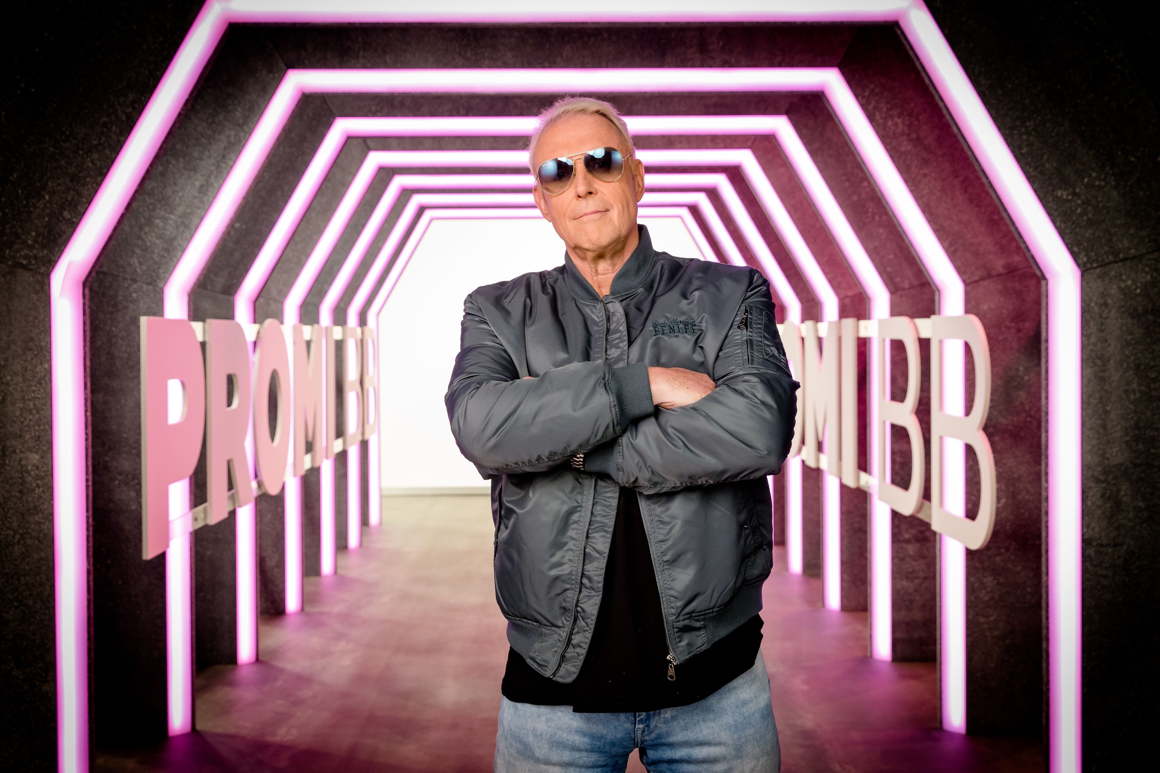 Box-Manager Rainer Gottwald teilt aus bei "Promi Big Brother" 2022.