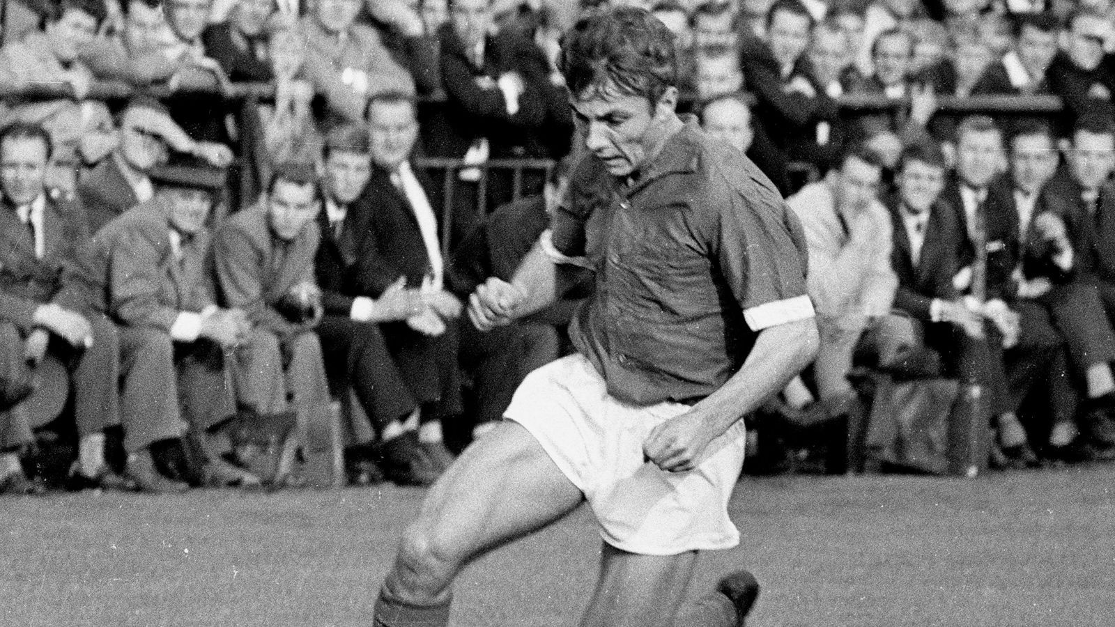 <strong>Stan Libuda</strong><br>Bundesliga-Einsätze vor dem DFB-Debüt: 5<br>DFB-Debüt am: 28. September 1963<br>Verein: FC Schalke 04