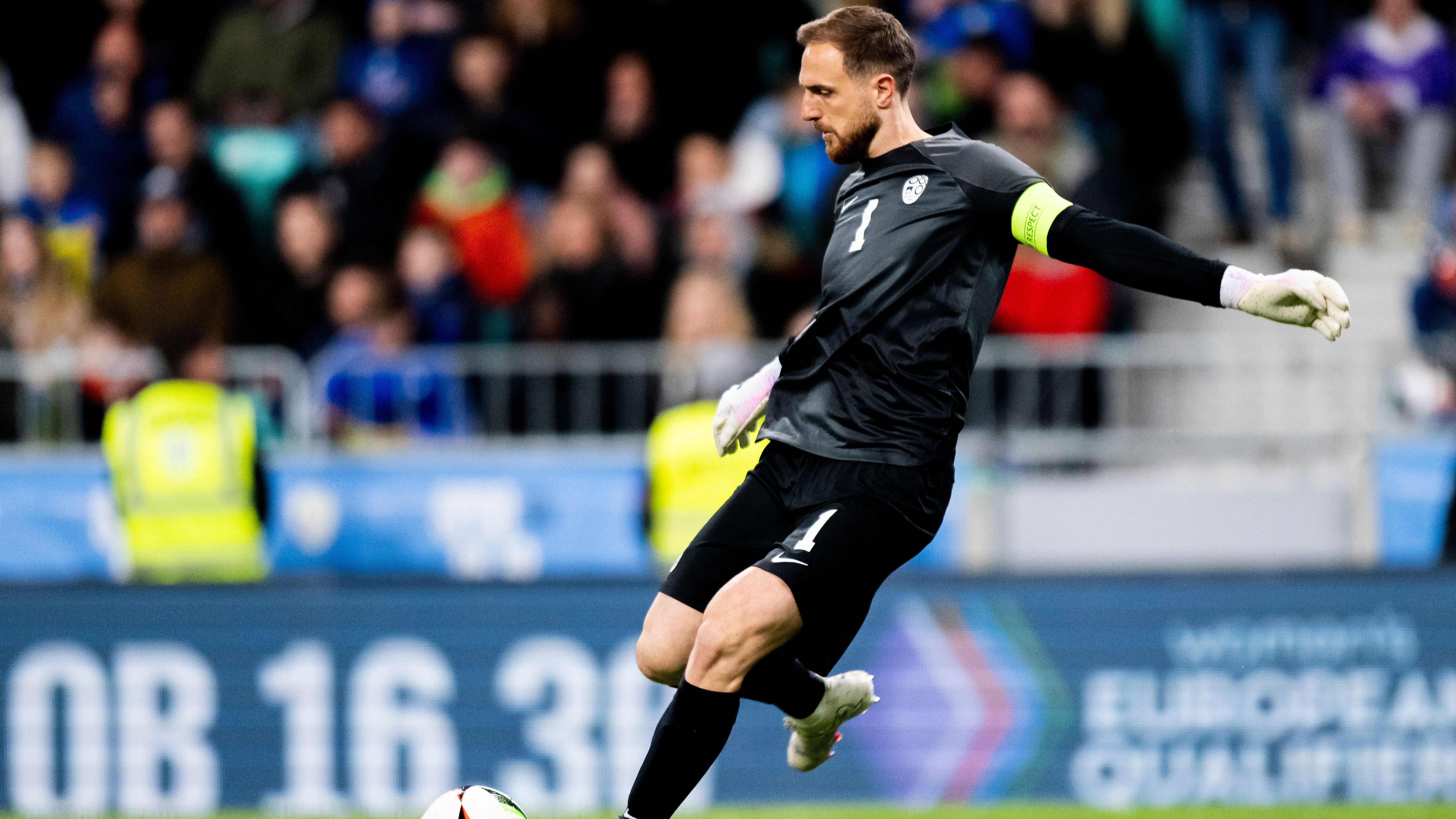 <strong>Slowenien: Jan Oblak</strong><br>Verein: Atletico Madrid <br>Länderspiele: 64 (null Tore)<br>Position: Torwart<br>Alter: 31 Jahre<br>Marktwert: 30 Millionen Euro