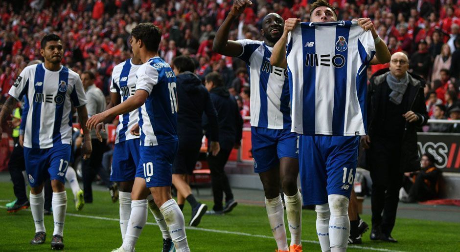 
                <strong>Portugal: FC Porto</strong><br>
                Der FC Porto ist auf der Couch zum portugiesischen Meister geworden. Durch das torlose Unentschieden zwischen den Rivalen Sporting und Benfica Lissabon, ist Porto nicht mehr einholbar. Damit wird Serienmeister Benfica nach vier Meisterschaften in Folge abgelöst.
              