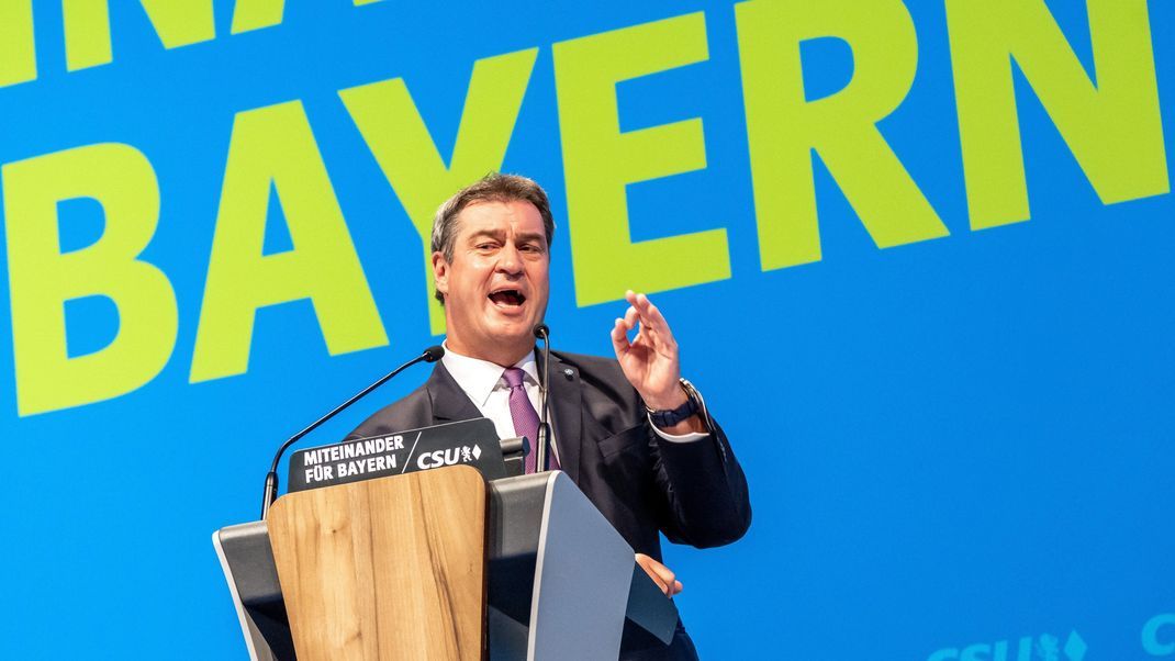  Markus Söder, Parteichef der CSU, spricht beim CSU-Parteitag in der Frankenmetropole. 