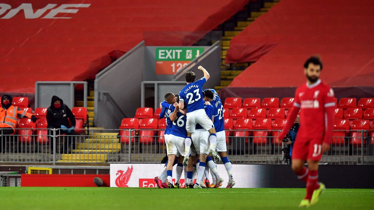 Der FC Liverpool verliert das Derby gegen den FC Everton mit 0:2