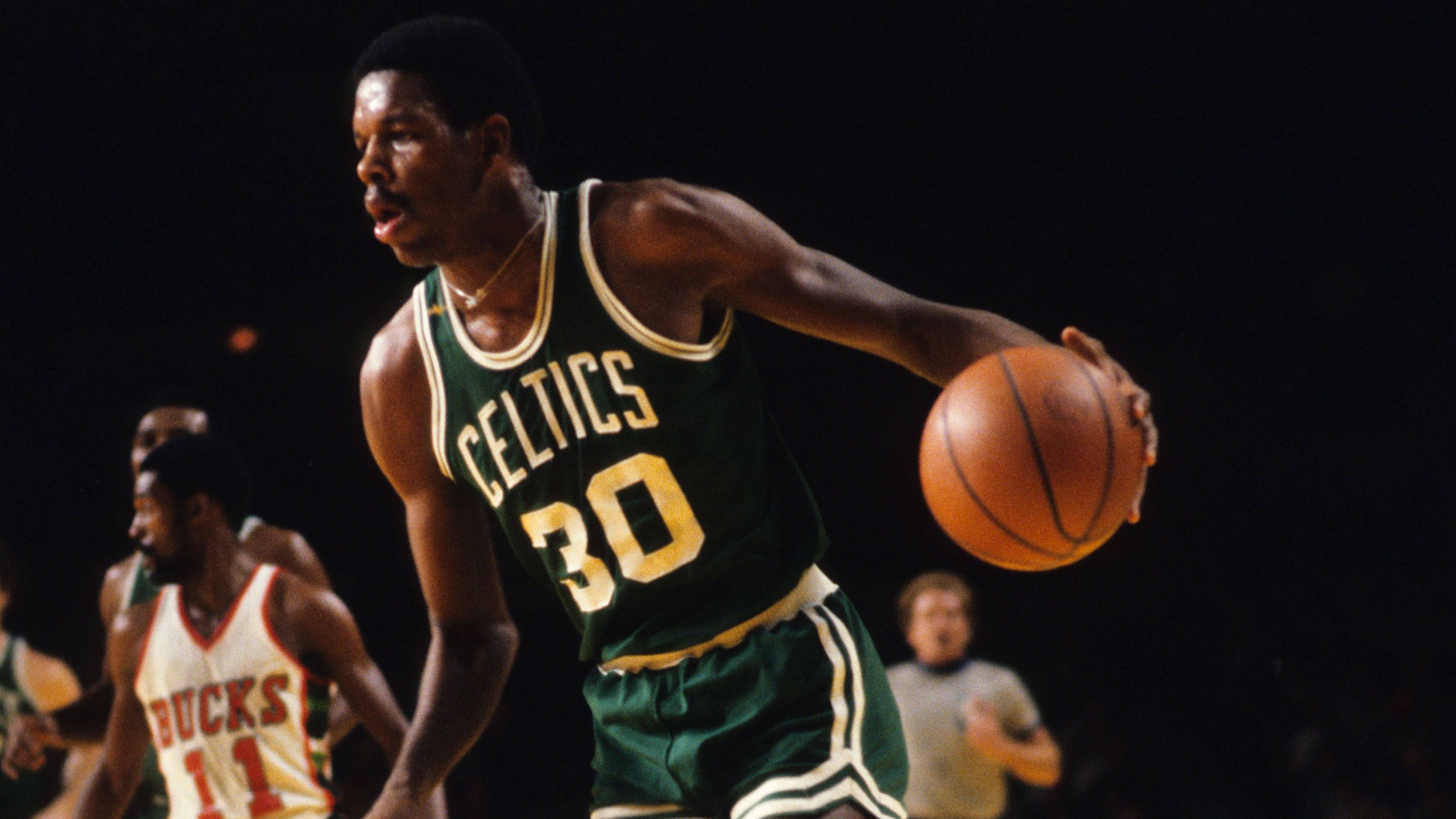 <strong>Cedric Maxwell (Boston Celtics) - Finals MVP 1981</strong><br>Serie: Boston Celtics vs. Houston Rockets (4-2)<br>Finals-Stats: 17,7 Punkte, 9,5 Rebounds und 2,8 Assists in 37,8 Minuten<br>Playoff-Stats: 16,1 Punkte, 7,4 Rebounds und 2,7 Assists in 35,2 Minuten