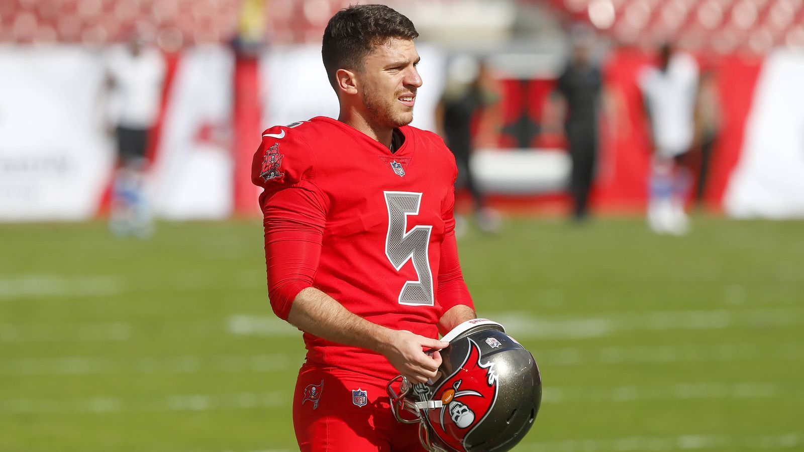 
                <strong>Cairo Santos (Tampa Bay Buccaneers)</strong><br>
                Durchschnittliches Jahresgehalt: 1.000.000 Dollar
              