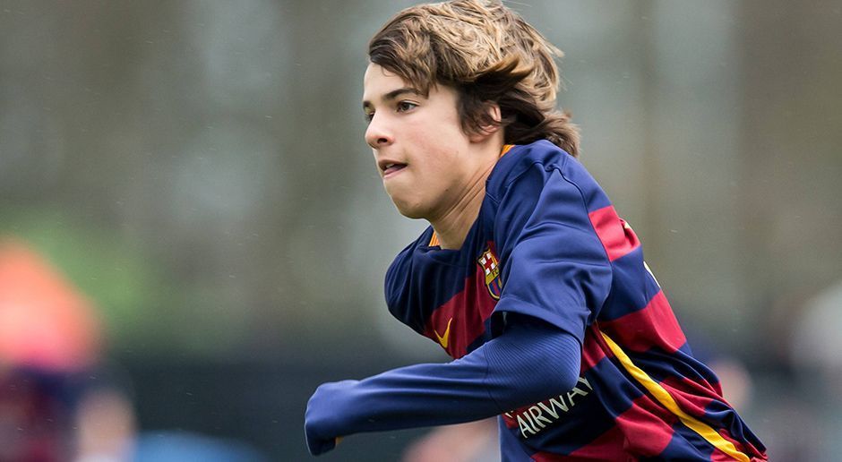 
                <strong>Riqui Puig</strong><br>
                Hinter den Spitzen bildet ein durchaus ebenso torgefährliches Duo die Mittelfeld-Schaltstelle der Barca-Youngster. Riqui Puig (Bild von 2016) ist dabei der Dauerbrenner. In seinen neun Youth-League-Einsätzen verpasste der 18-Jährige keine einzige Minute. Er spielt im Mittelfeld zwar die eher defensivere Rolle. Drei Treffer im Wettbewerb belegen aber, dass er sich durchaus auch in der Offensive wohlfühlt. Der FC Barcelona täte gut daran, seinen auslaufenden Vertrag zu verlängern.
              