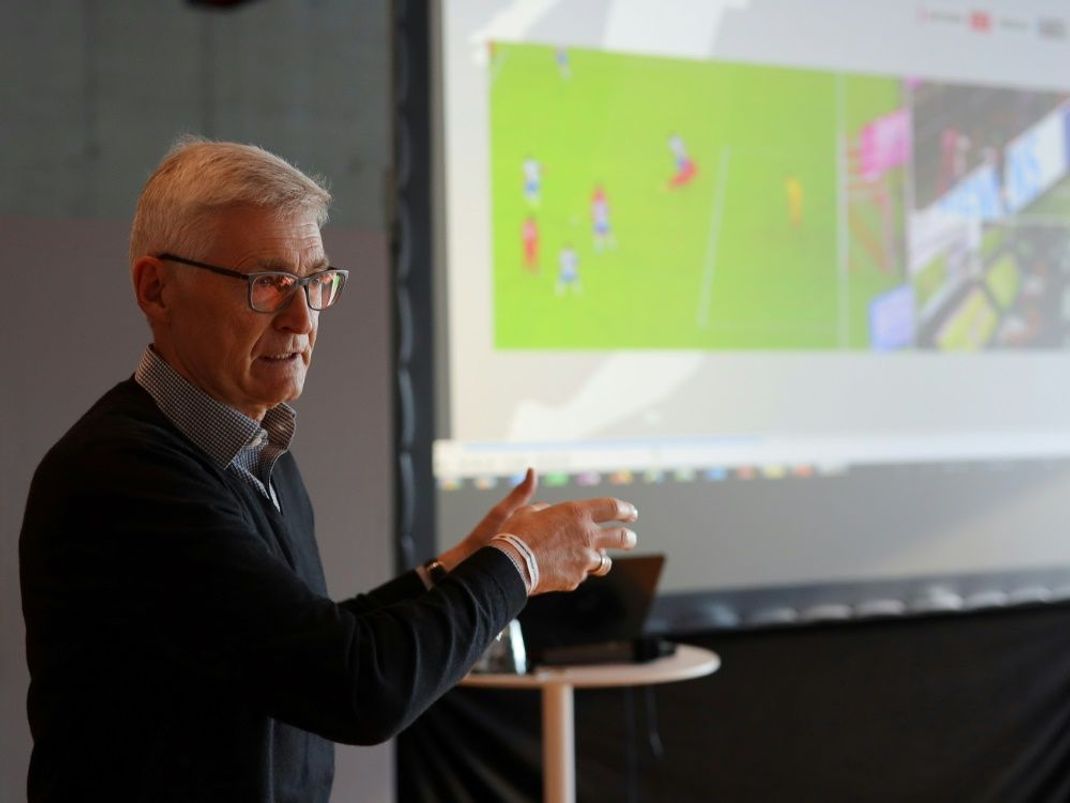 Article Image Media